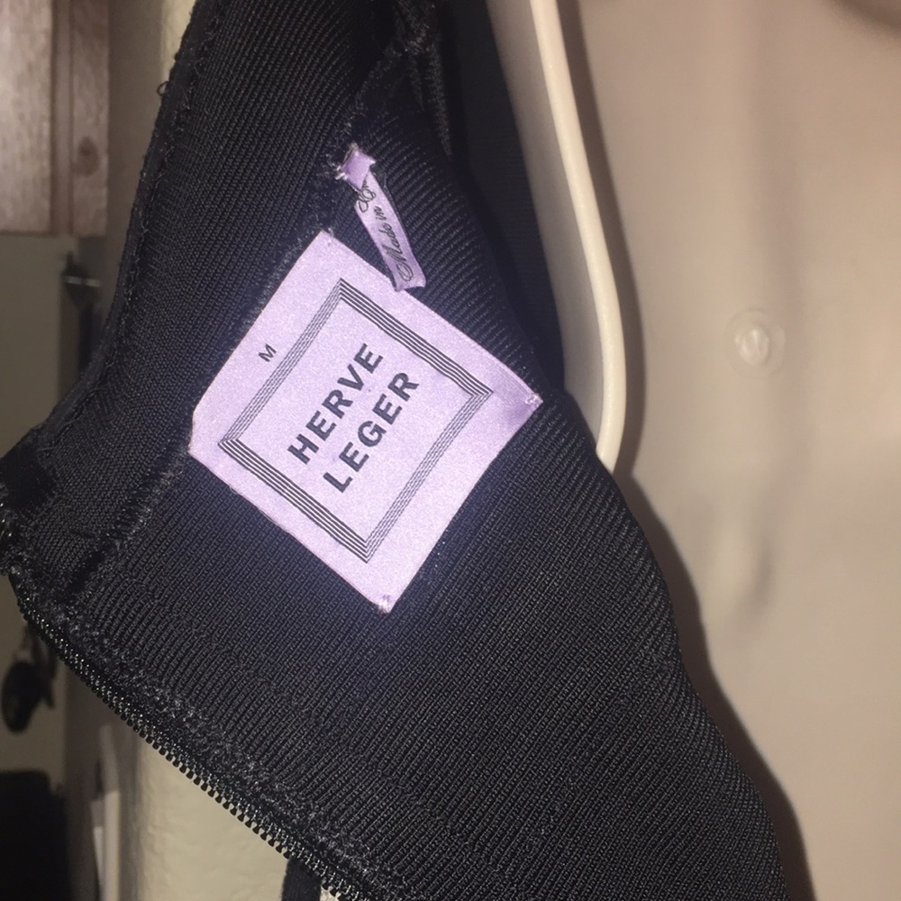 HERVE LEGER SIZE M BLACK WITH HINT OF WHITE - Picture 10 of 15